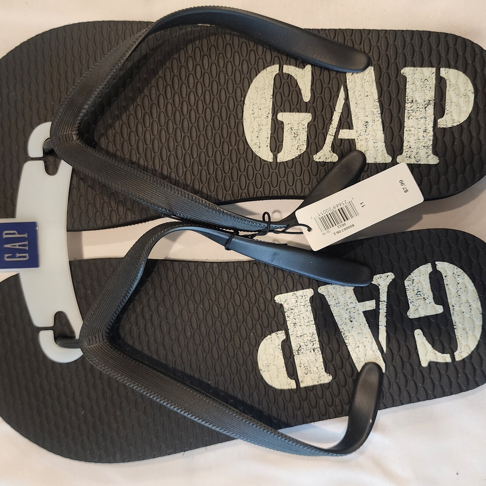 GAP Black Flip Flops for Men